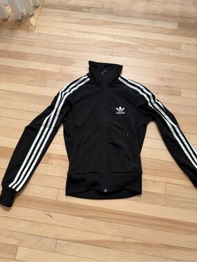 Vintage adidas Black & white fitted track jacket with Logo Tag